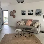 アパート Superb Flat With A Lovely View Of The Mountains ポルトヴェッキオ