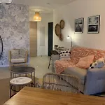 Superb Flat With A Lovely View Of The Mountains アパート *