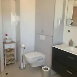 アパート Superb Flat With A Lovely View Of The Mountains ポルトヴェッキオ