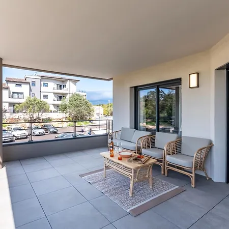 Apartament Superb Flat With A Lovely View Of The Mountains