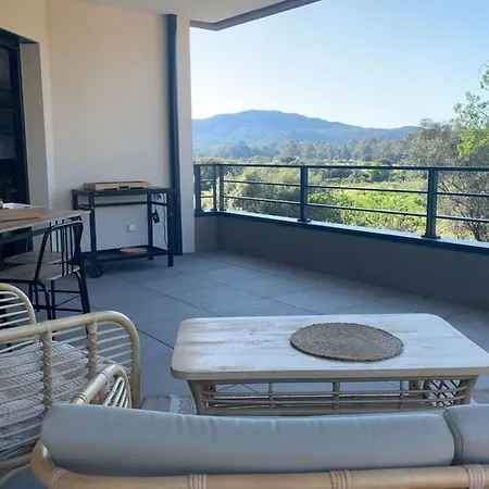 Superb Flat With A Lovely View Of The Mountains