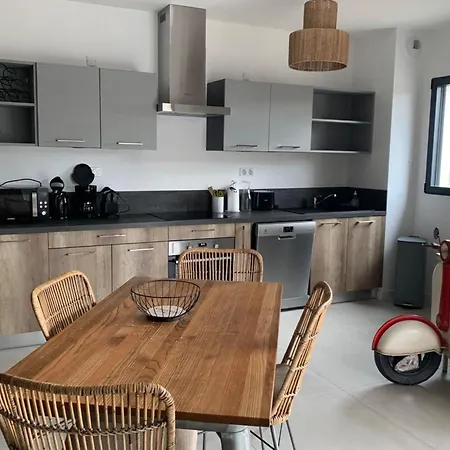 Lejlighed Superb Flat With A Lovely View Of The Mountains *