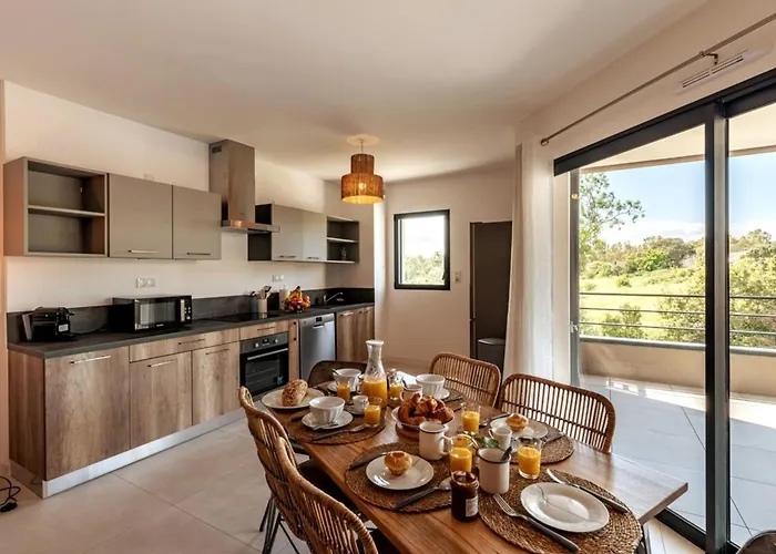 Superbe Appt Avec Jolie Vue Sur La Montagne